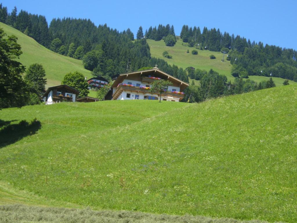 Вілла Bauernhof Hundbichl Бріксен-ім-Тале Екстер'єр фото